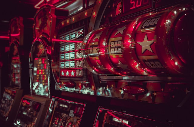 Arcade by Carl Raw