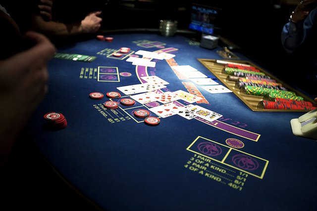 Blackjack Switch