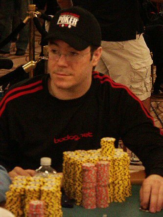 Jamie Gold leads into the final at the WSOP 2006