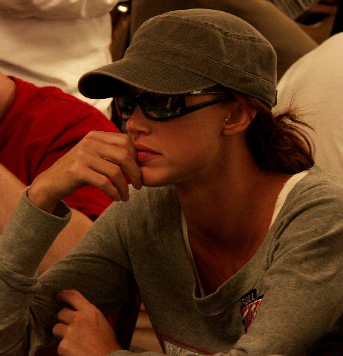 Shannon Elizabeth at the WSOP 2006